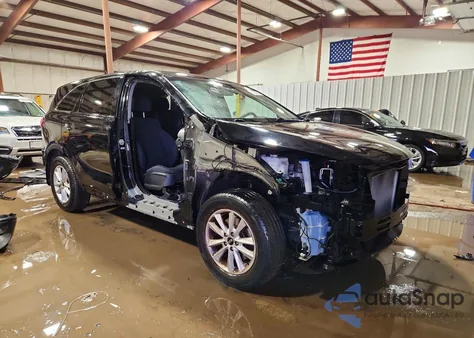 2019 Kia Sorento L from USA, damaged, VIN 5XYPG4A35KG511663